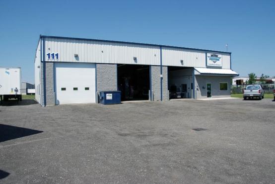 metal building for automotive repairs